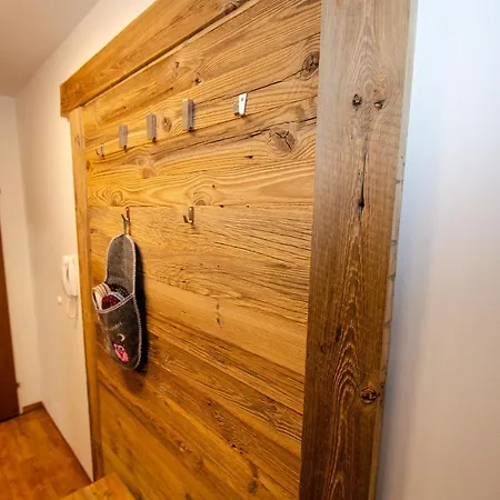 Penthouse Eightyone Incl Summer Card By In One Apartamento