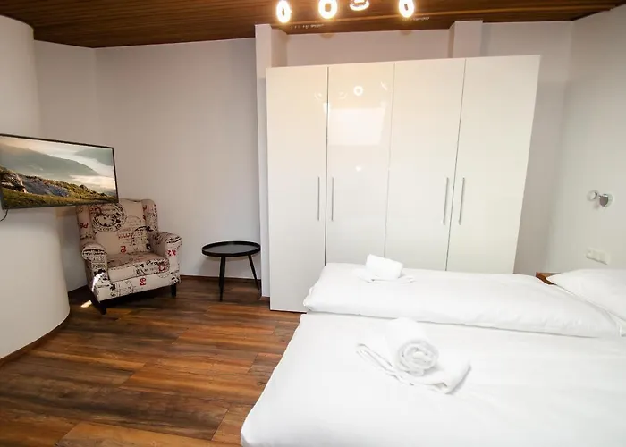 Penthouse Eightyone Incl Summer Card By In One Apartment *