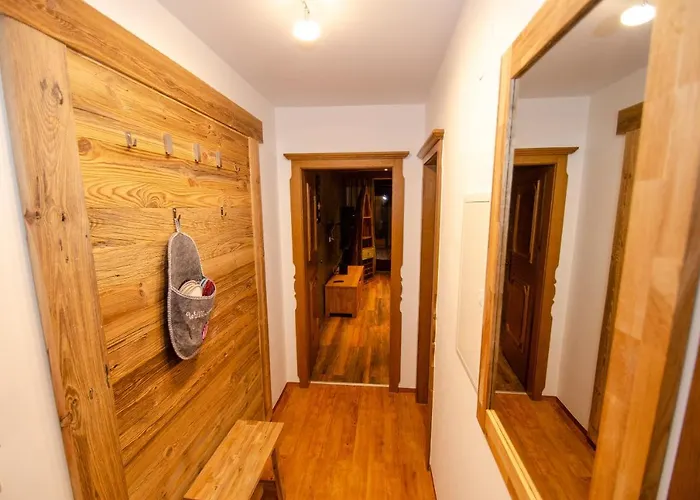 شقة Penthouse Eightyone Incl Summer Card By In One كابرون