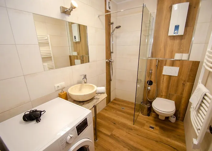 Penthouse Eightyone Incl Summer Card By In One Apartment *